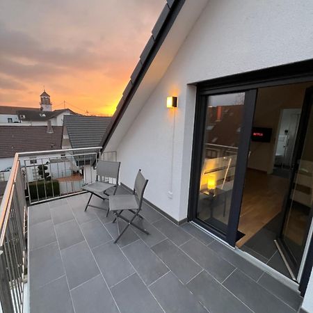 Charmantes Studio-Apartment Im Herzen Von Neureut - Fussbodenheizung, Regendusche, Waschmaschine, Stellplatz Karlsruhe Exteriör bild