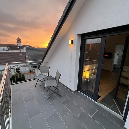 Charmantes Studio-Apartment Im Herzen Von Neureut - Fussbodenheizung, Regendusche, Waschmaschine, Stellplatz Karlsruhe Exteriör bild